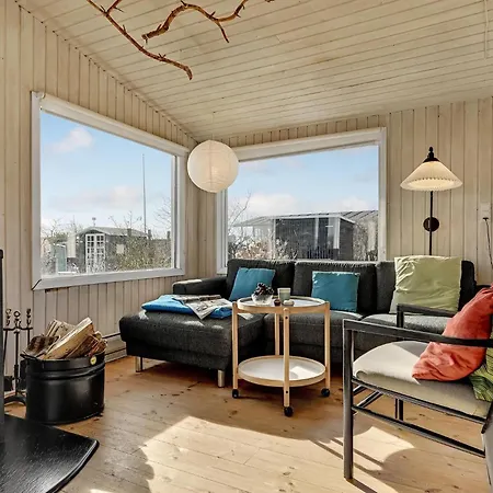 Feriehus 3 Bedroom Beautiful In