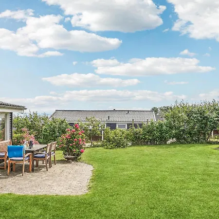 3 Bedroom Beautiful In *